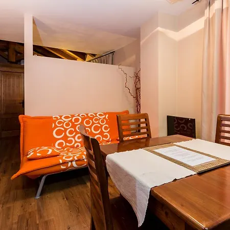Aparthotel L'estanca De L'era La Pobleta de Bellvei